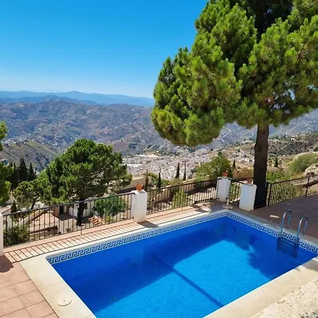 Διαμέρισμα Lovely 2 Bed With Stunning Views & Pool *